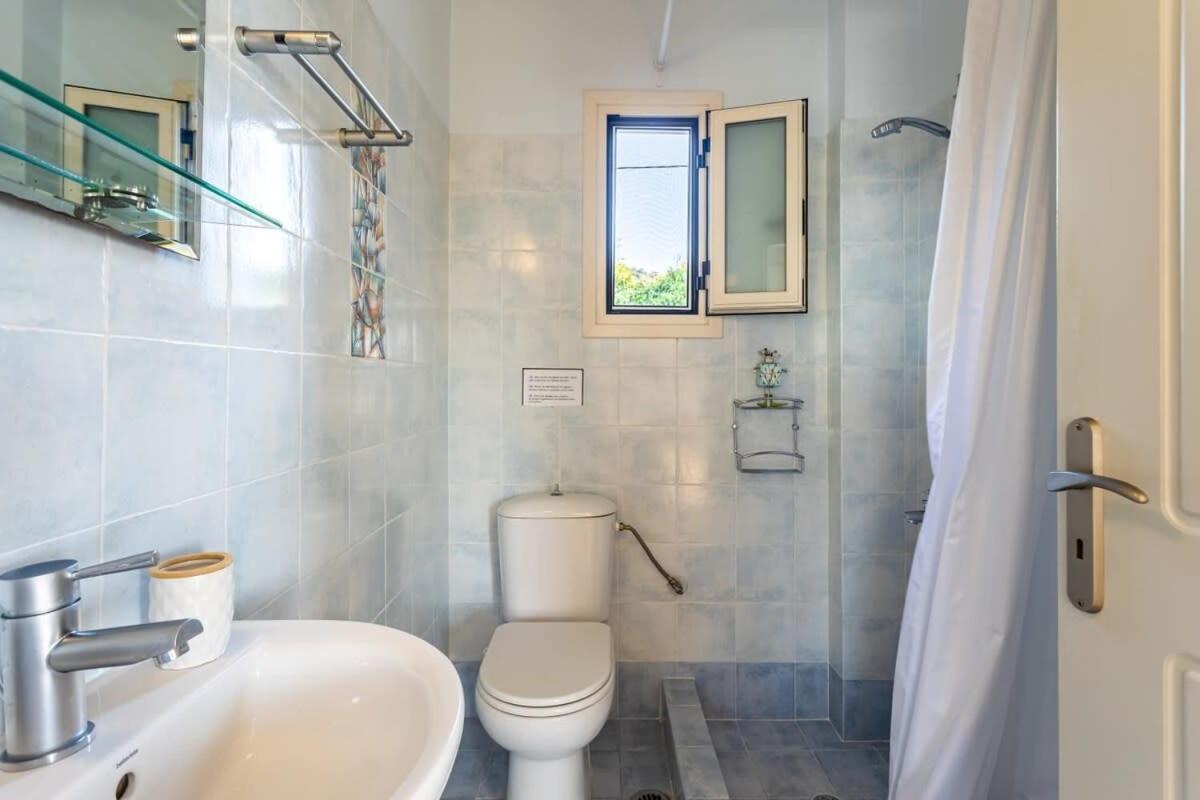 Kitries Summer Getaway - Eden Comfy Suite Kitriész Kültér fotó