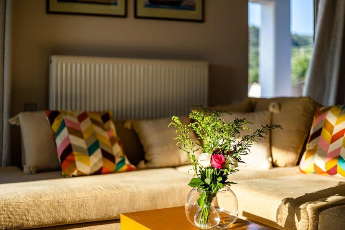 Kitries Summer Getaway - Eden Comfy Suite Kitriész Kültér fotó